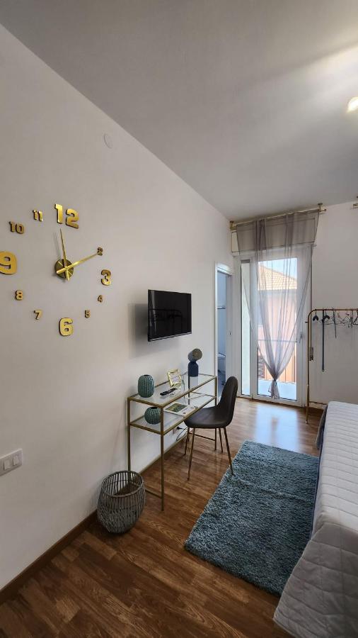 Comfort Accommodation Room Bergamo Buitenkant foto